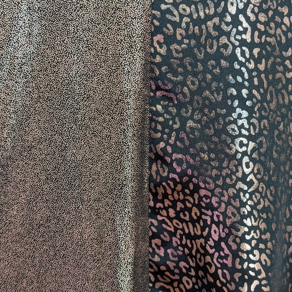 Ladies Metallic Color Block Top - Picture 2 of 4